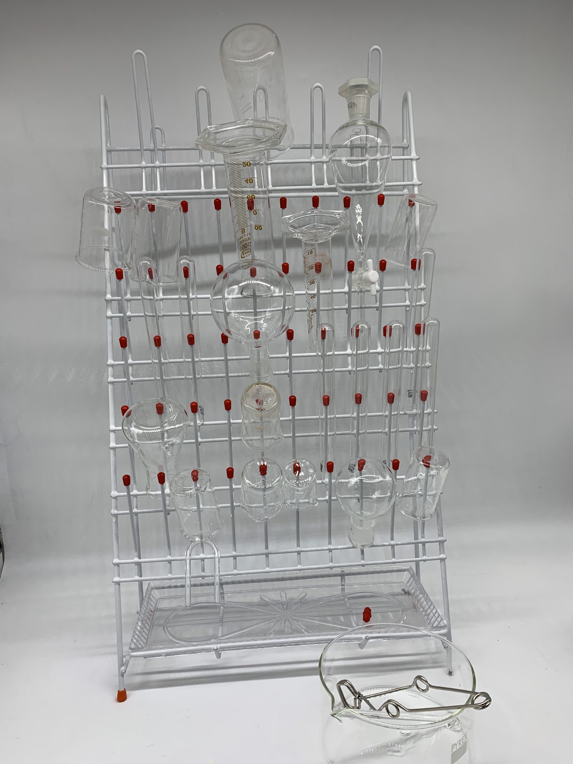 Égouttoir pour verrerie de laboratoire avec bac